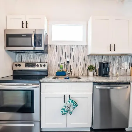 Humble Bungalow 3 Miles Dt